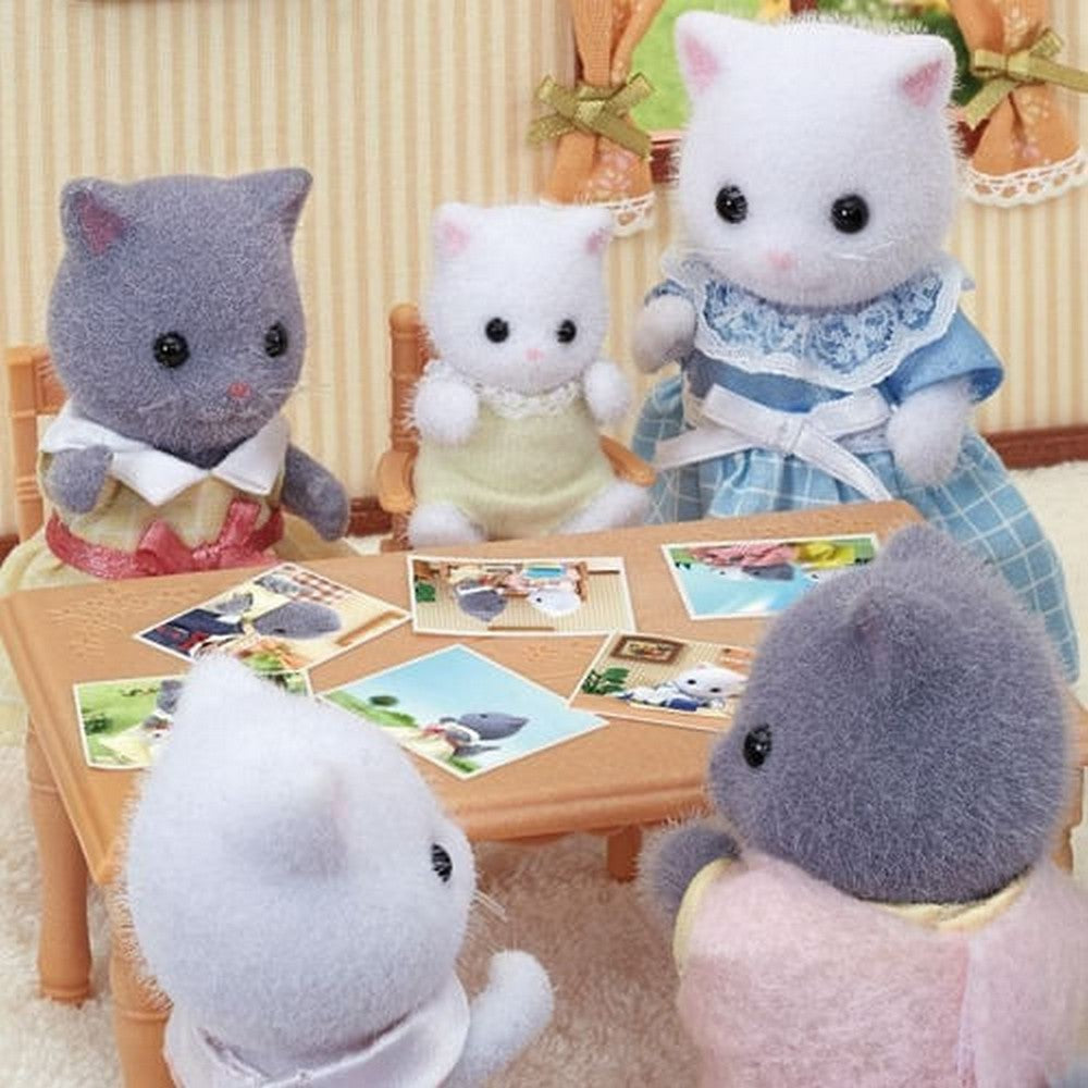 Sylvanian Bebé Gato Persa 05456sy