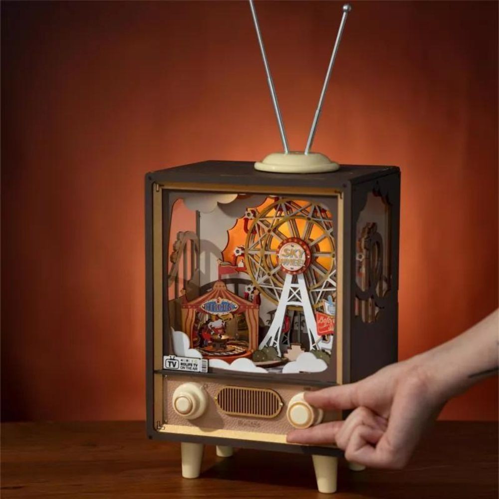Robotime Puzzle 3d Carnaval Al Atardecer Amt01 Rolife
