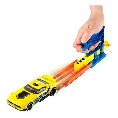Hot Wheels Lanzador De Bolsillo Con Auto Fth84