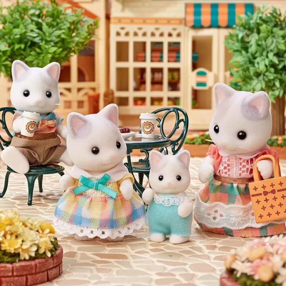 Sylvanian Families Familia Gato Latte 05738
