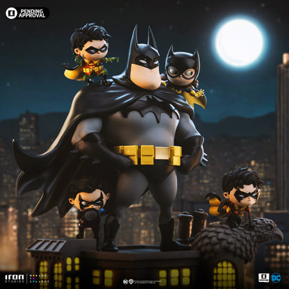 Iron Studios Bat Family Deluxe DC Comics Art Scale 1/10 (DCCDCG85523-10)