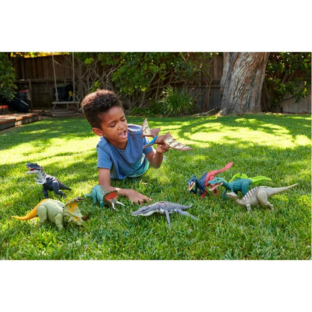 Jurassic World Dominion Ichthyovenator Roar Strikers!