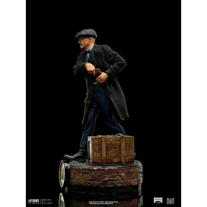 Figura Escala 1/10 Arthur Shelby 67022 Iron Studios