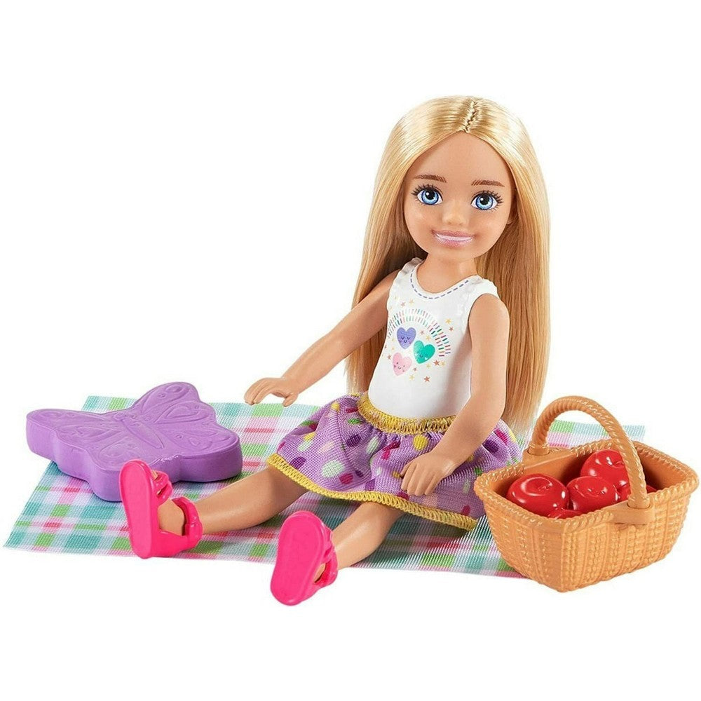 Muñeca Barbie Chelsea Club Set Día De Campo Hck66 Mattel