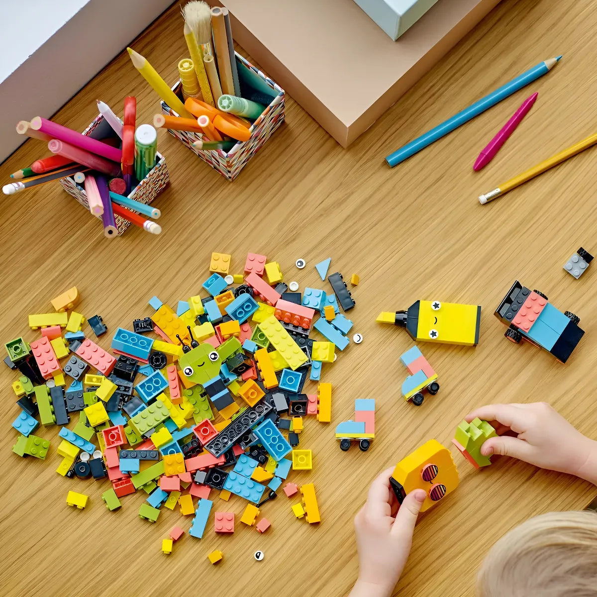 Lego Classic Creative Neon Fun Creative Brick Box Set 11027